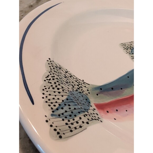VINTAGE SARAH PETERSON RAINBOW TROUT SERVING PLATE 9” SIGNED CARLISLE HARTSTONE - Picture 5 of 5